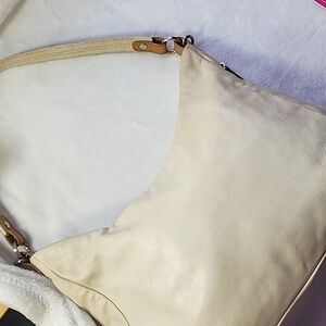 HOBO Cream Leather Shoulder Bag Super Soft!! GUC Vintage